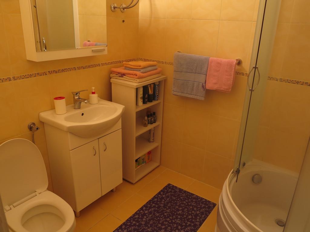 Traveler'S Hostel & Apartments Belgrad Oda fotoğraf