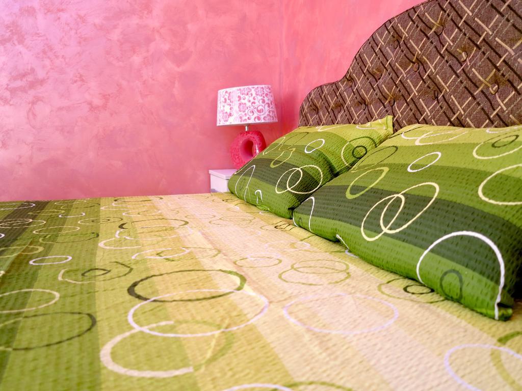 Traveler'S Hostel & Apartments Belgrad Oda fotoğraf