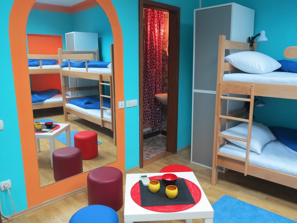 Traveler'S Hostel & Apartments Belgrad Oda fotoğraf